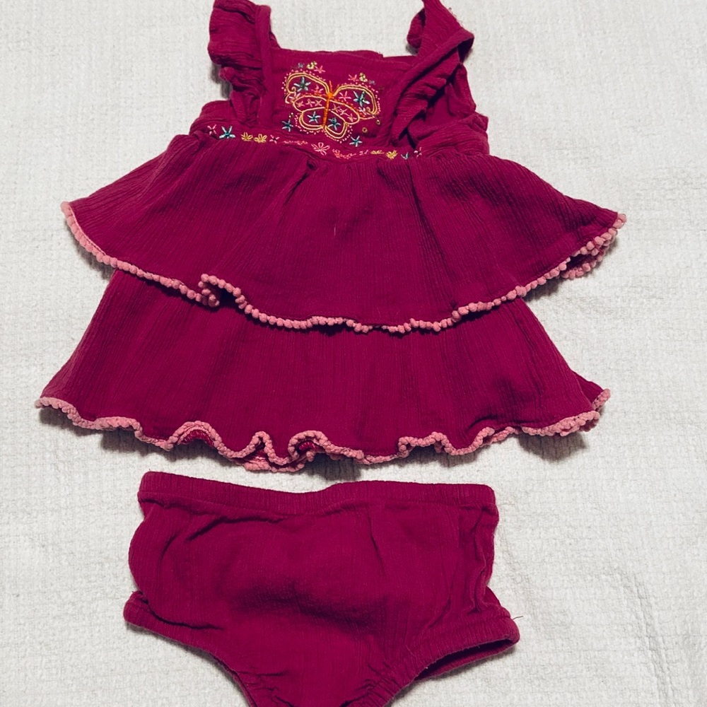 Butterfly dress with bottoms